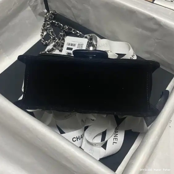 Hyper Peter CHANEL BAG FLAP MINI 0510